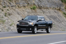 GMC Denali HD 2011 01